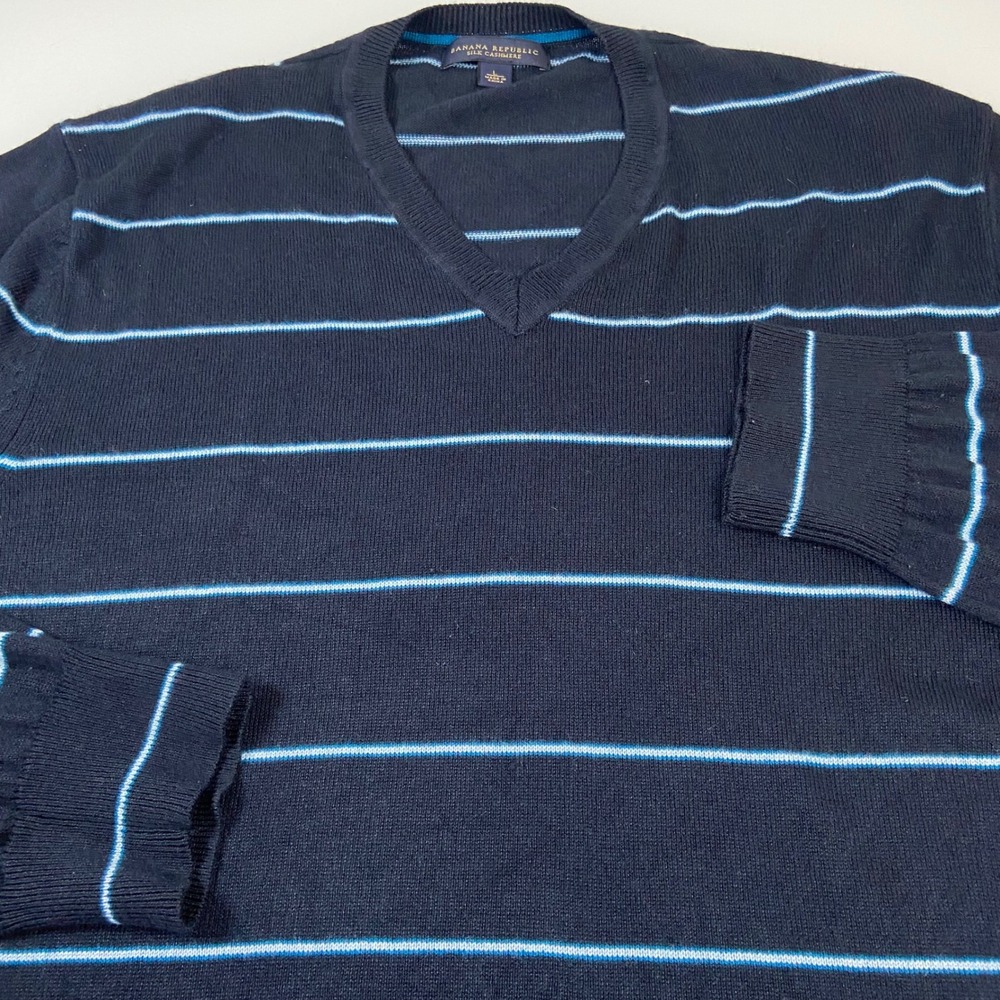Banana Republic Men's Size‎ L V Neck Silk Cashmere Navy Striped Pullover Sweater